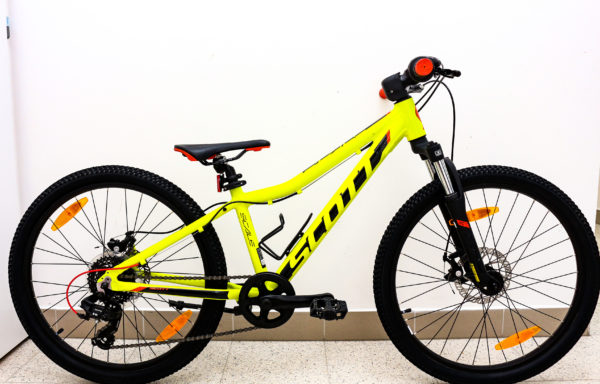 SCOTT 24